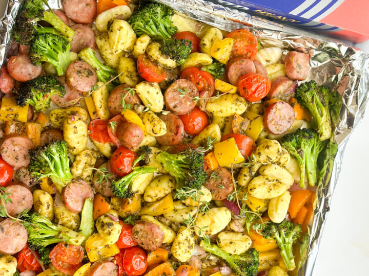 pananochiページ 1 Sheet Pan Gnocchi - Alex Daynes